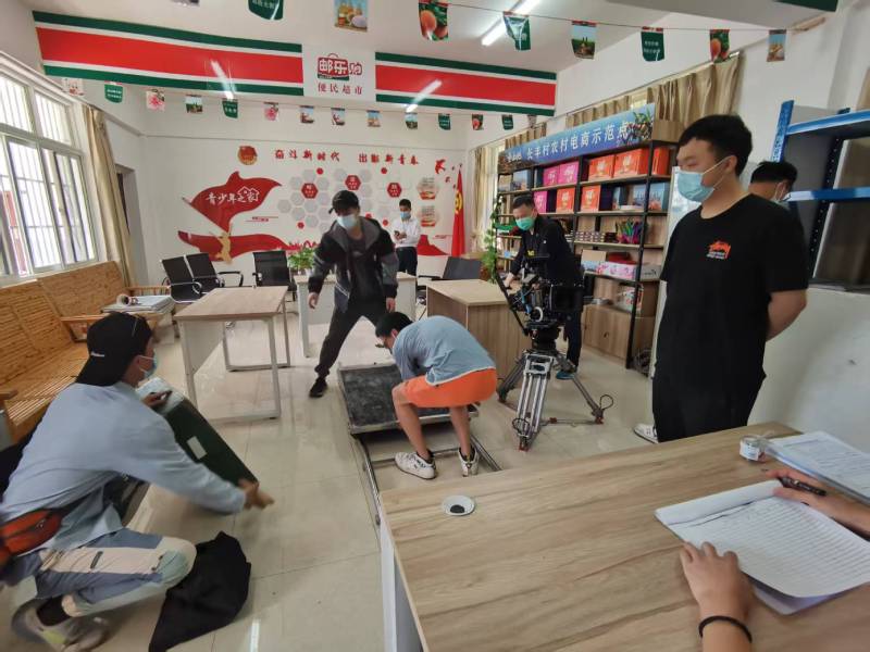 卢龙县广告片拍摄公司：极简主义践行者，少即是多的视觉哲学
